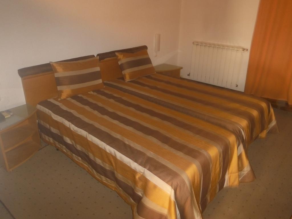 Hotel Alameda Албергария-а-Веля Стая снимка