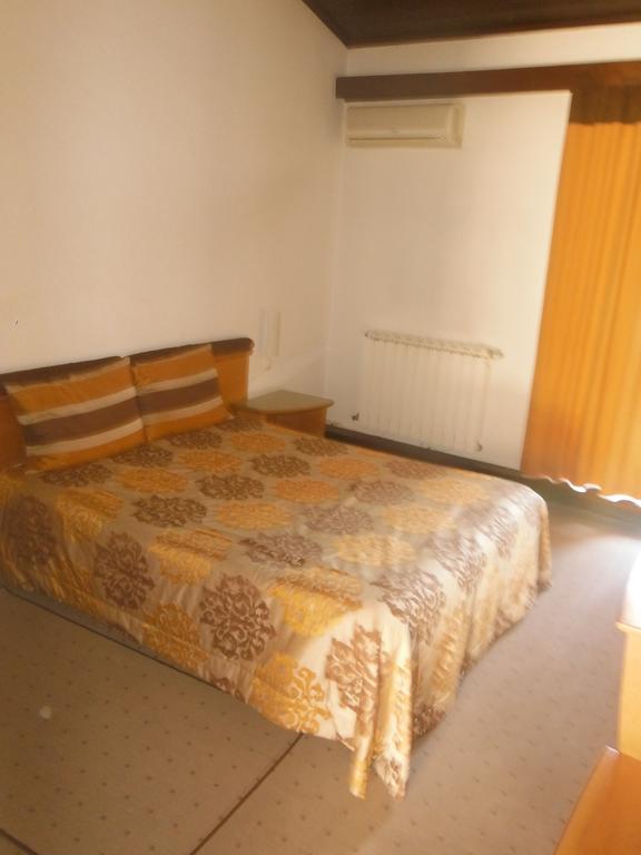 Hotel Alameda Албергария-а-Веля Стая снимка